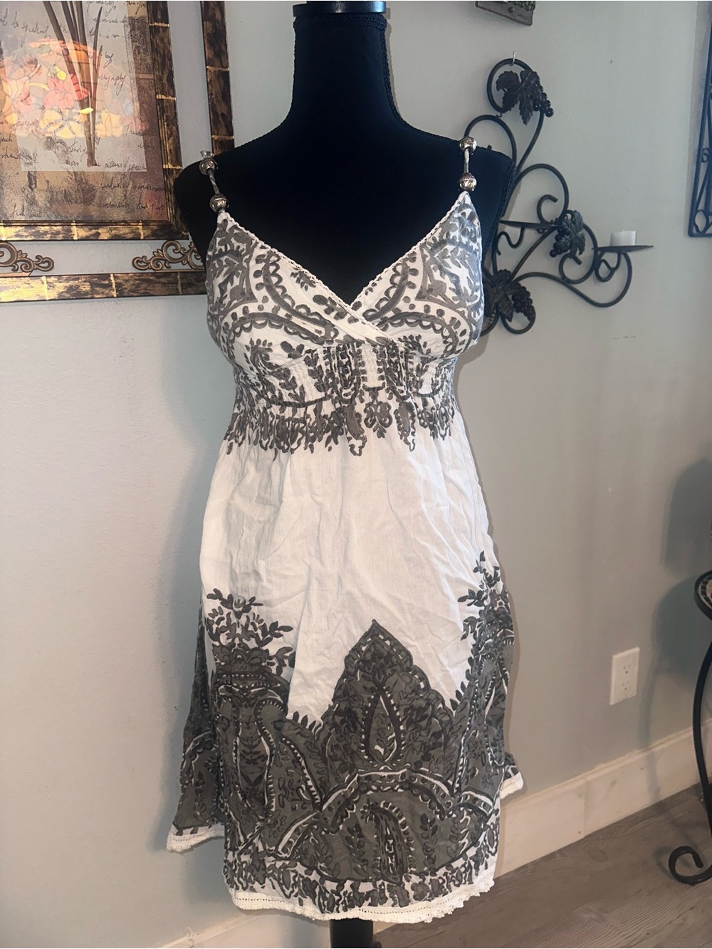Vintage Y2K White & Gray V Neck Paisley Adjustable Strappy Dress, Size M